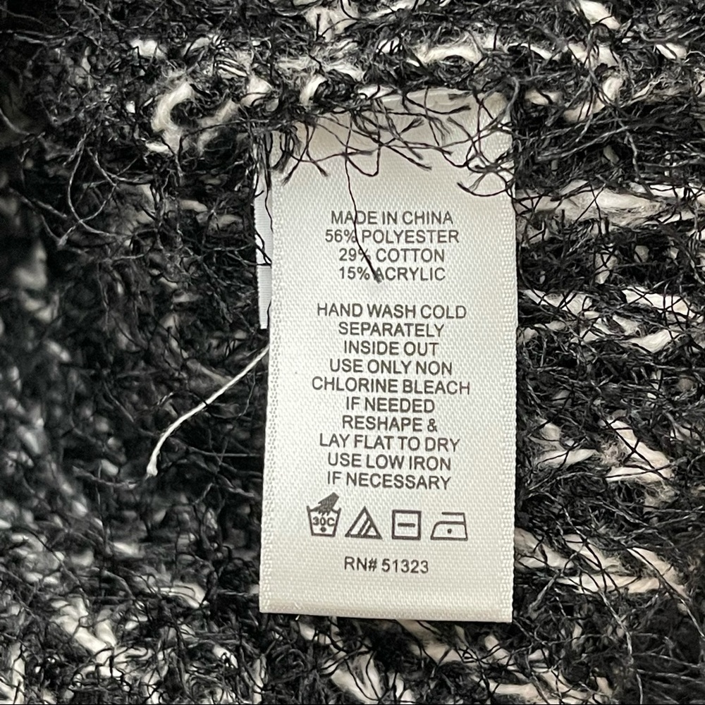 NWOT 1. State Eyelash Fringe Sweater - Picture 6 of 6